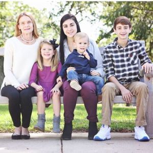 Meet your Posher, Lee